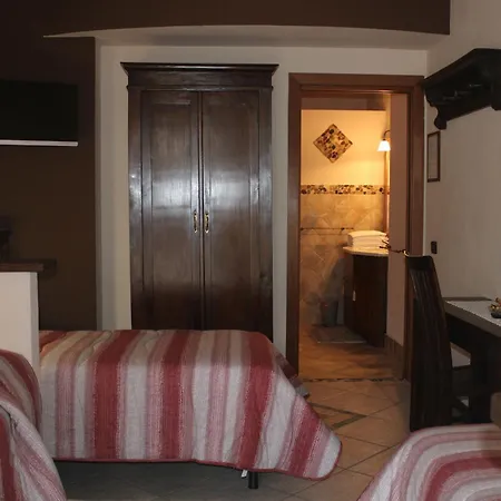 Villarosybeb Paruzzaro