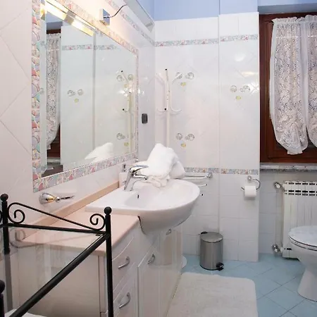 Villarosybeb Paruzzaro