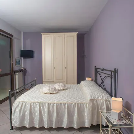 Villarosybeb Paruzzaro